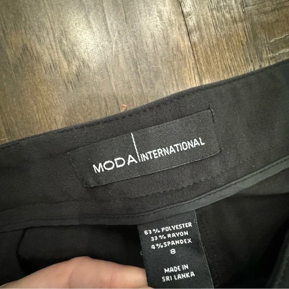 Moda International - Picture 4 of 7